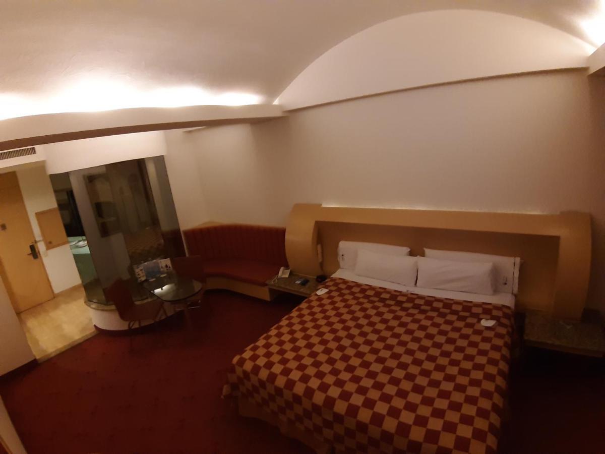 מקסיקו סיטי Auto Hotel Legaria מראה חיצוני תמונה