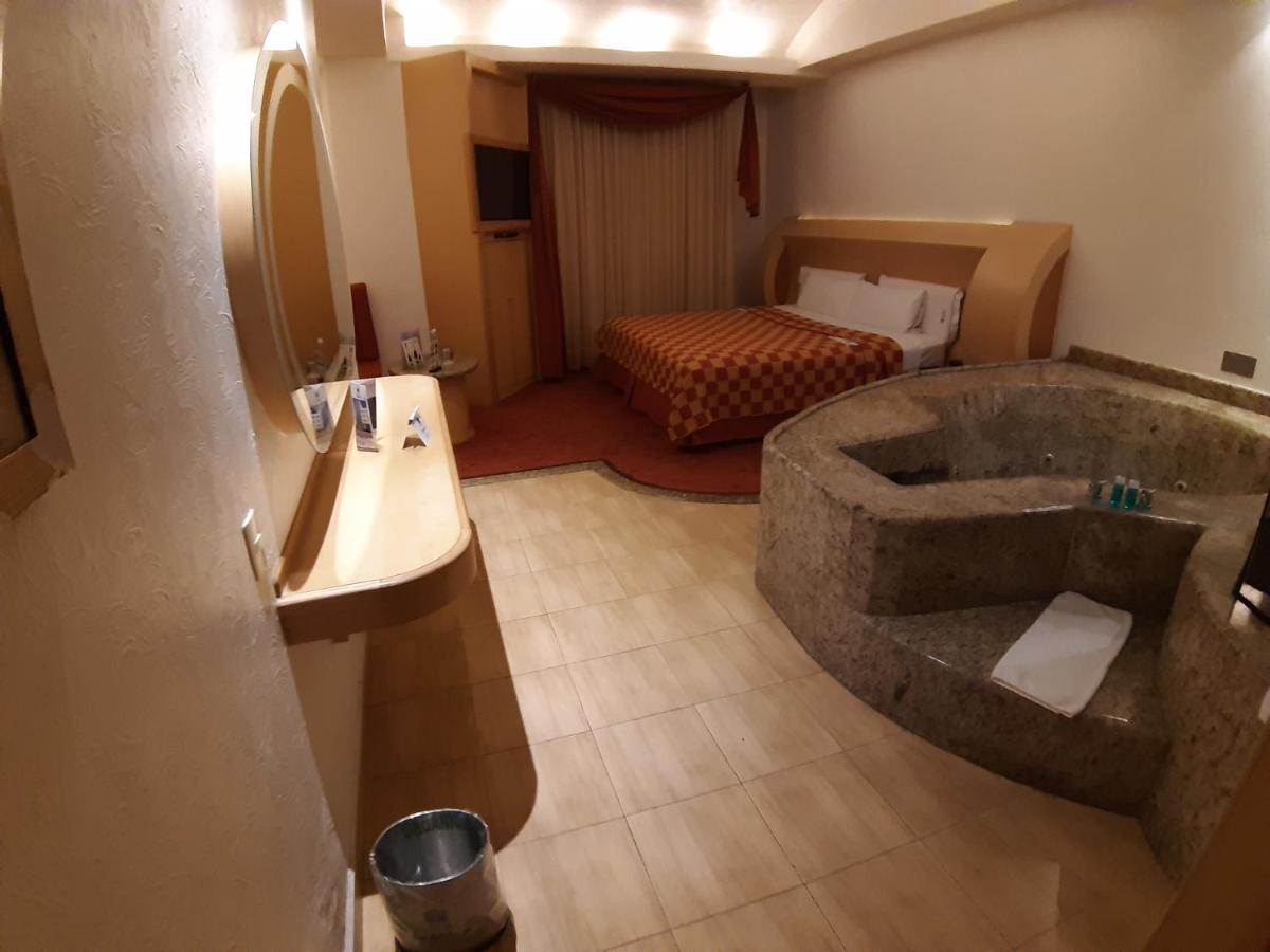 מקסיקו סיטי Auto Hotel Legaria מראה חיצוני תמונה